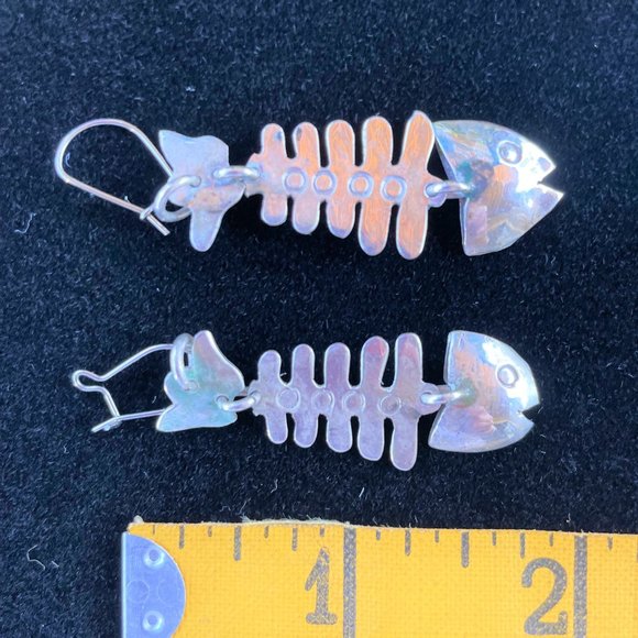 Vintage Mexican Silver Fish Skeleton Earrings - Picture 6 of 6